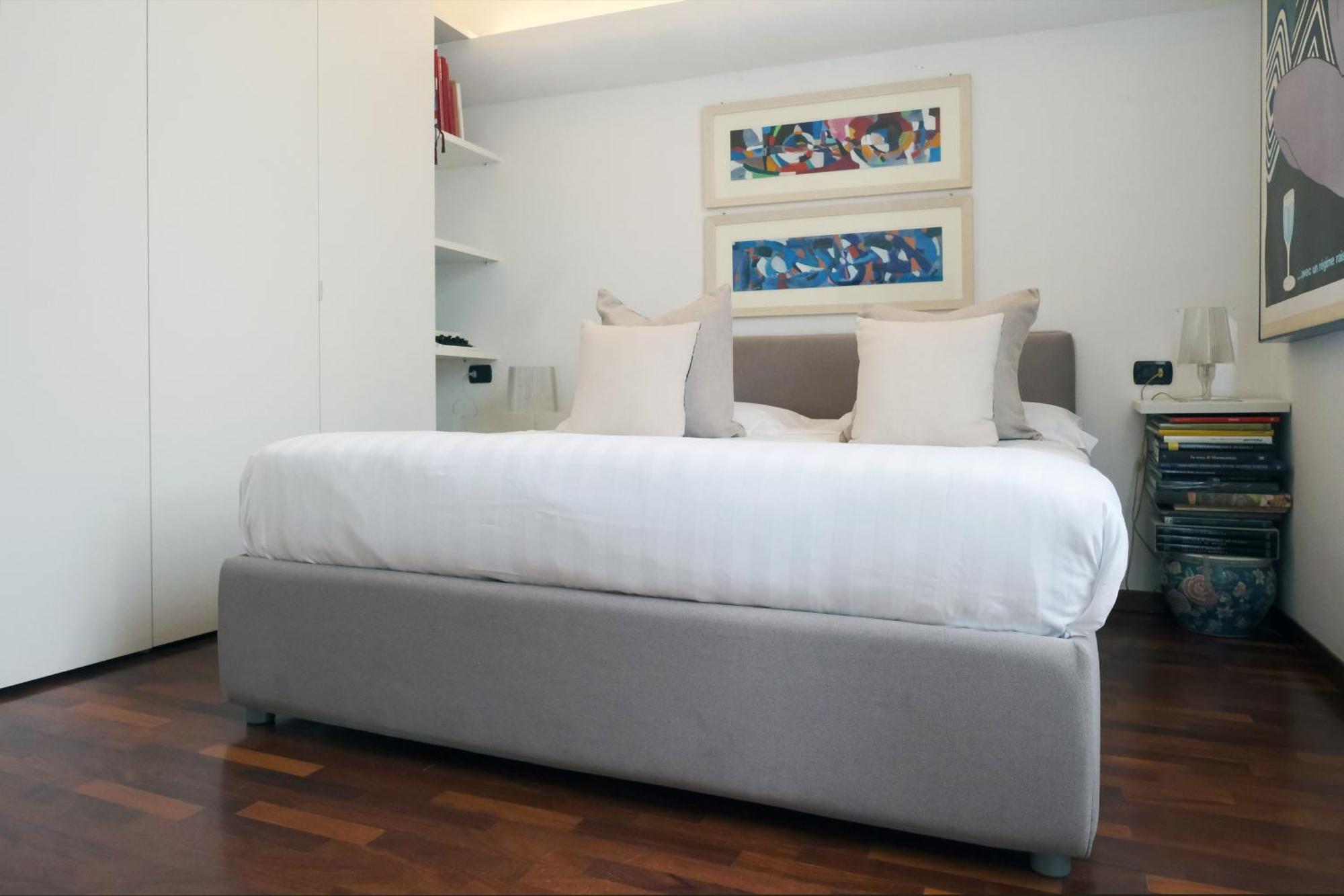 Comecasa Porta Romana Elegant Apartment Milan Bagian luar foto